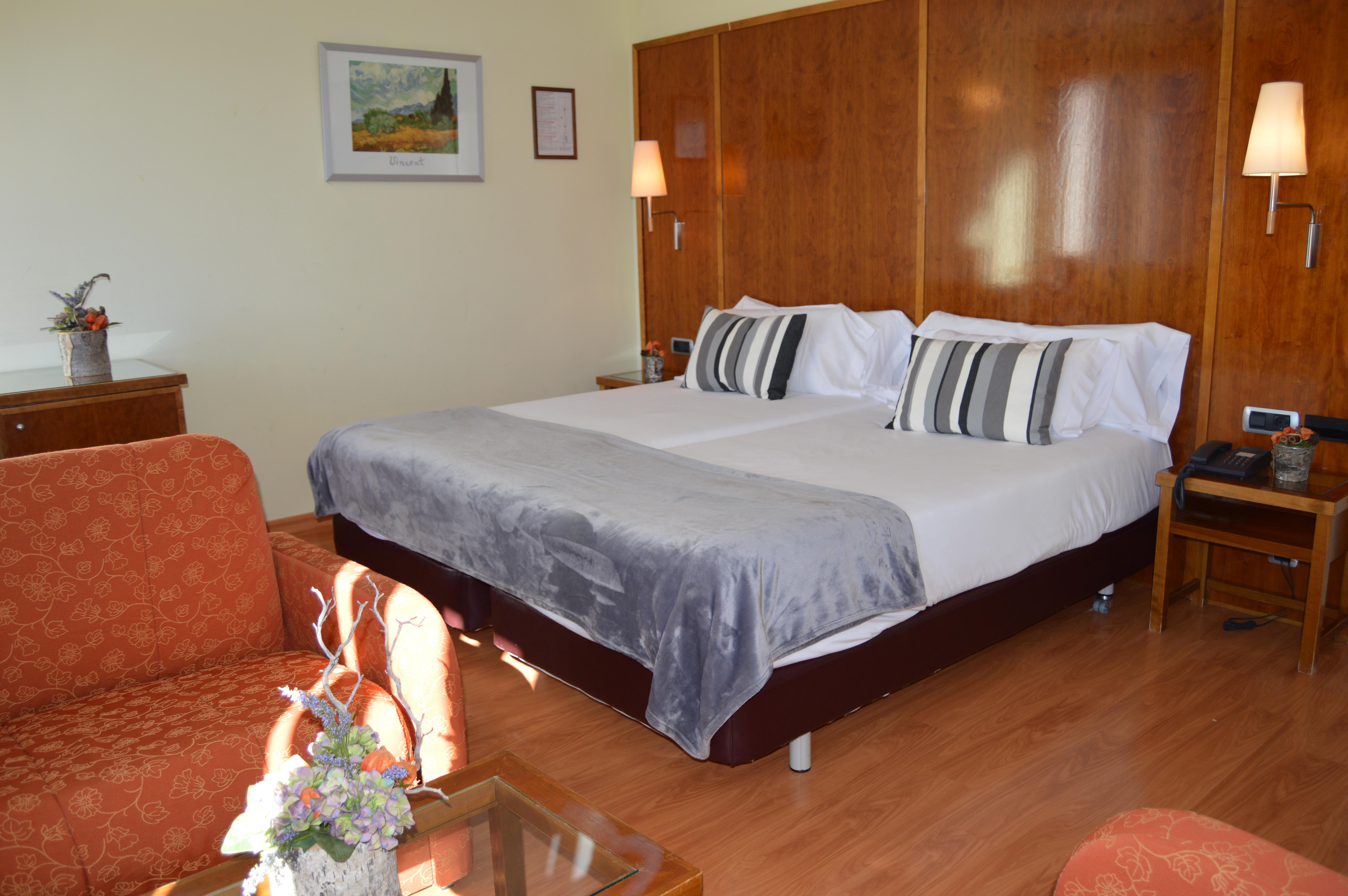 Coma Bella Hotel Sant Julia de Loria Bagian luar foto
