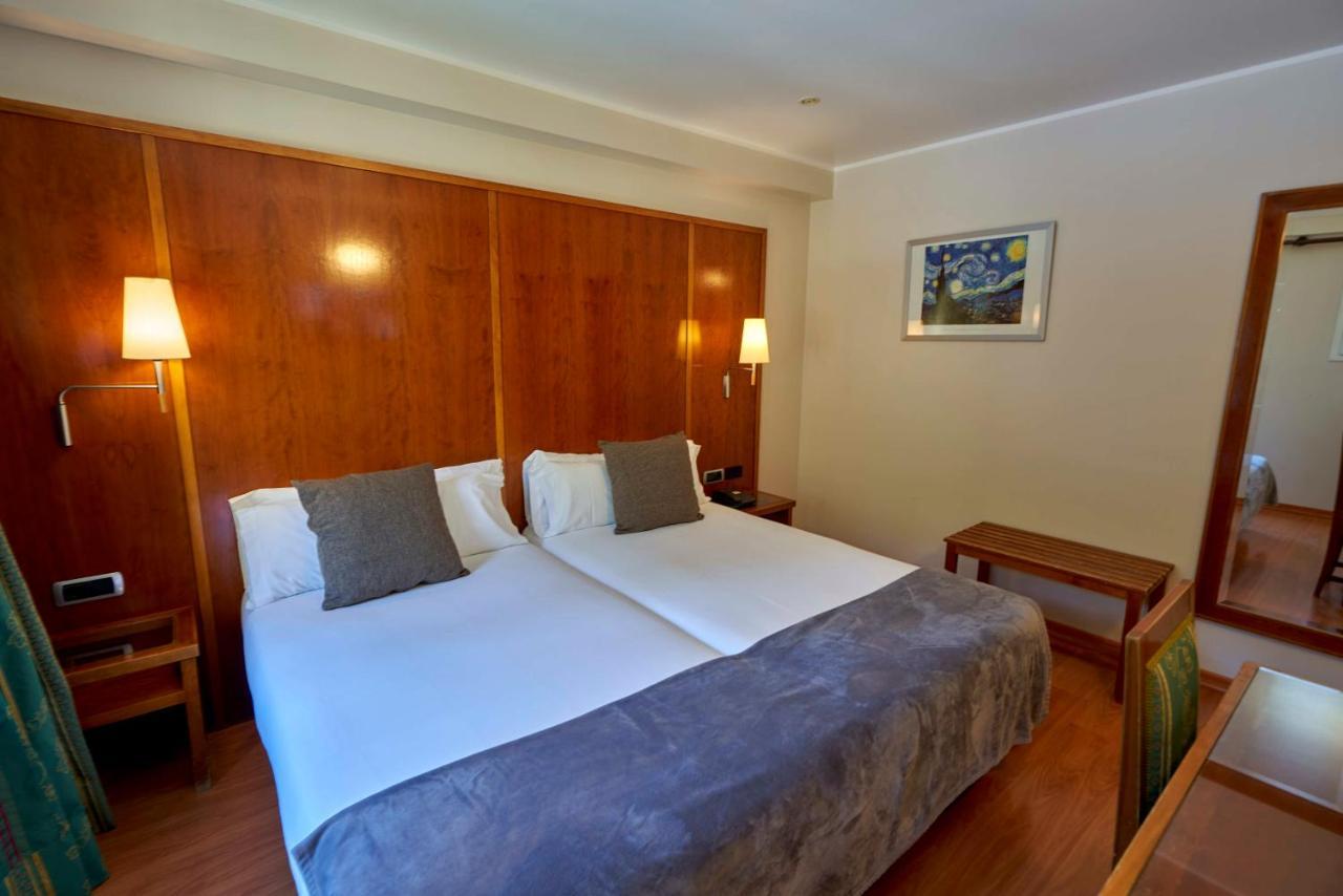 Coma Bella Hotel Sant Julia de Loria Bagian luar foto