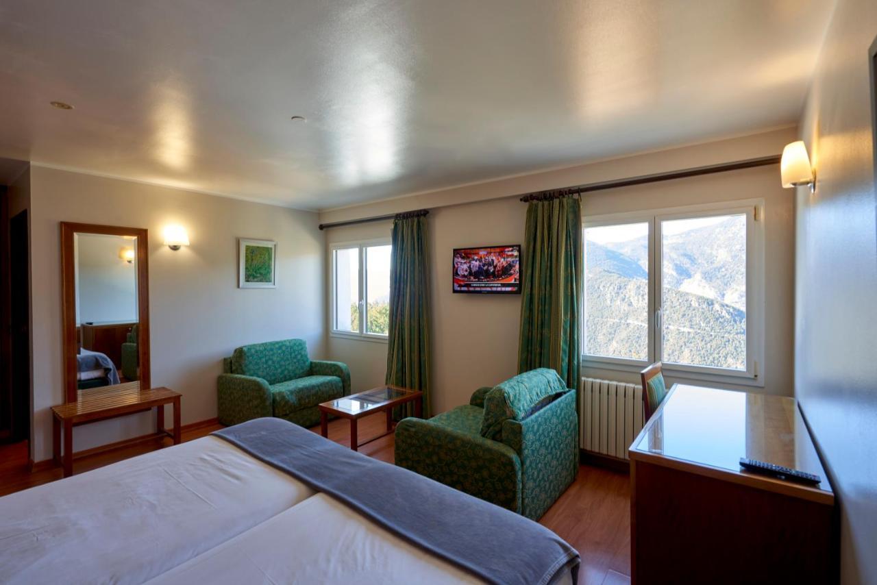Coma Bella Hotel Sant Julia de Loria Bagian luar foto